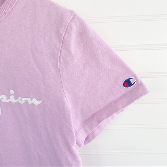 Champion Shirt sleeve Tshirt Size Medium - Picture 3 of 7